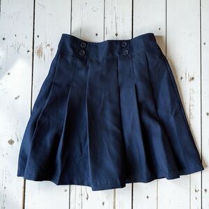 IZOD Girls Navy Golf Skort Pleated Athletic Skirt Built-In Shorts Size 14.5 Plus